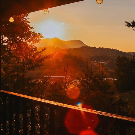 Villa Bluff Mountain View Pigeon Forge Exterior foto